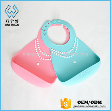 eco-friendly silicone baby bib cartoon patterns FDA grade silicone baby bib